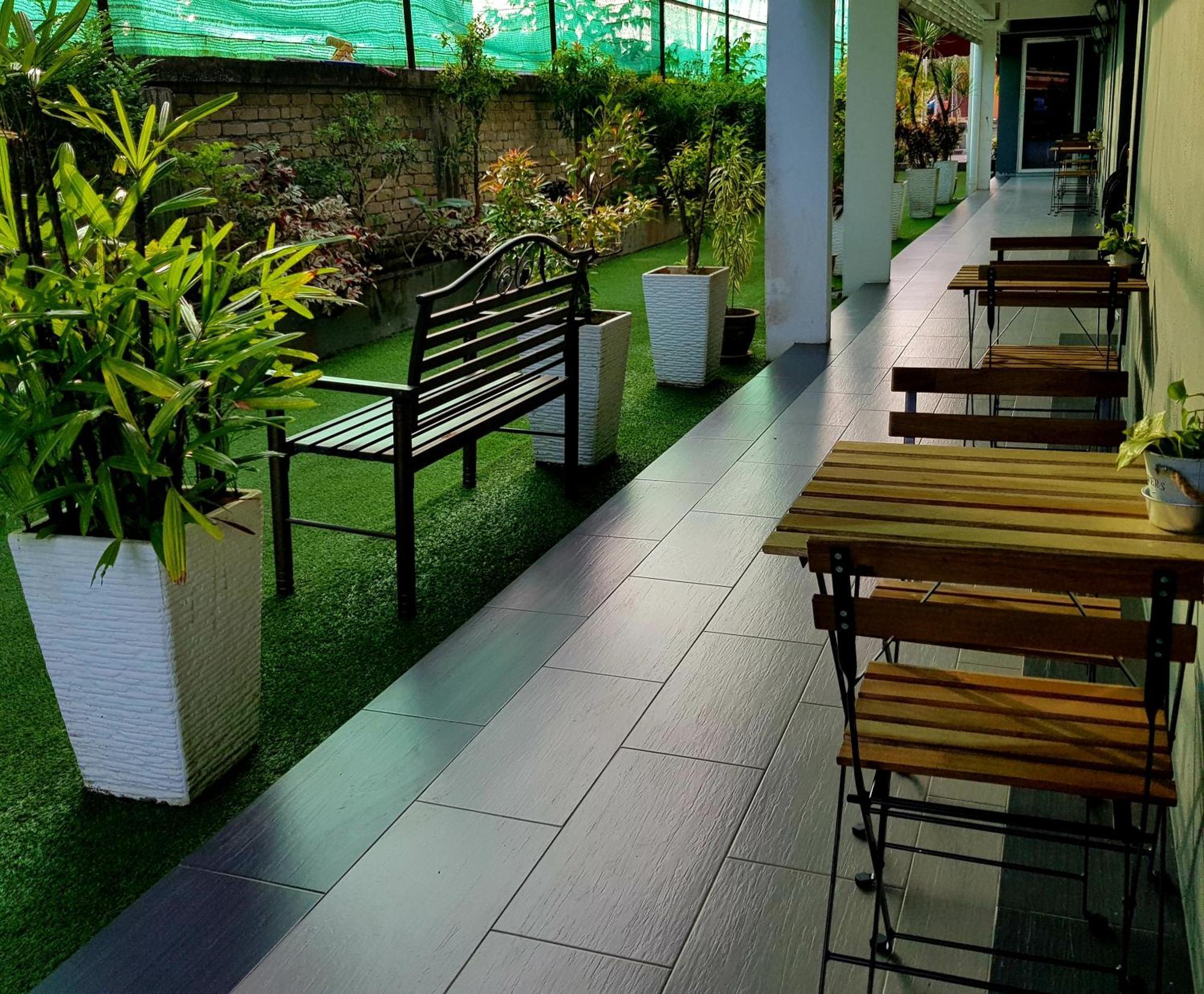 Cassakaseh Guest House Pantai Cenang  Ngoại thất bức ảnh